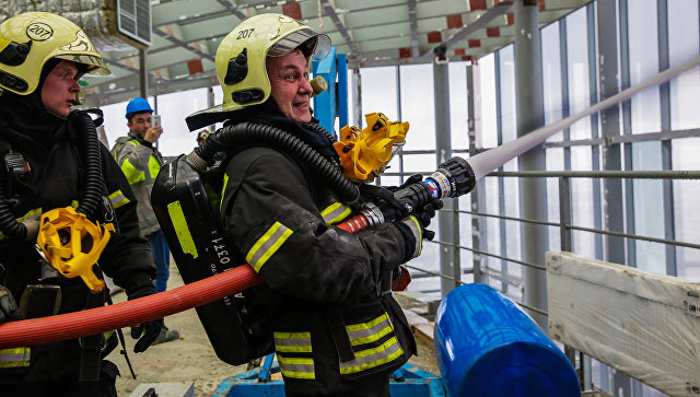 Опытное пожарно-тактическое учение МЧС на здании башни Восток в Москве